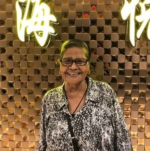 Meet your Posher, Charito